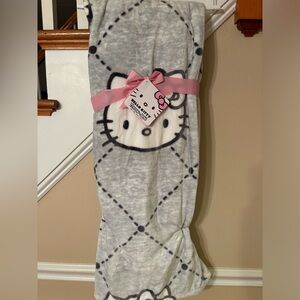 Hello Kitty Gray Throw Blanket NWT